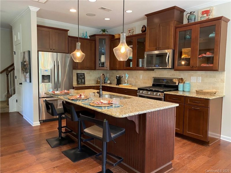 Property image 3 at 9627 Glenburn Lane, Charlotte, NC 28278