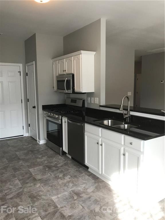 Property image 3 at 7114 Angela Marie Court, Charlotte, NC 28215