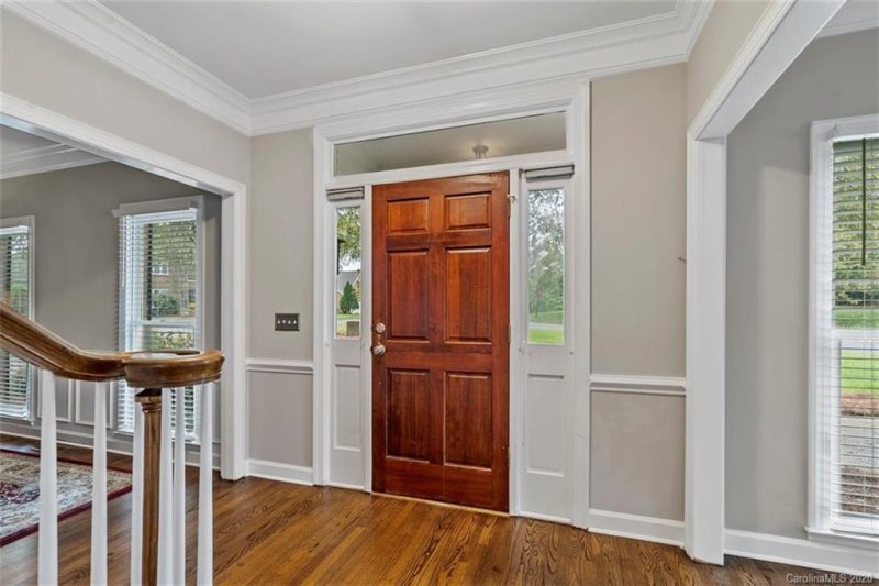 Property image 5 at 1147 Laurel Park Lane, Charlotte, NC 28270