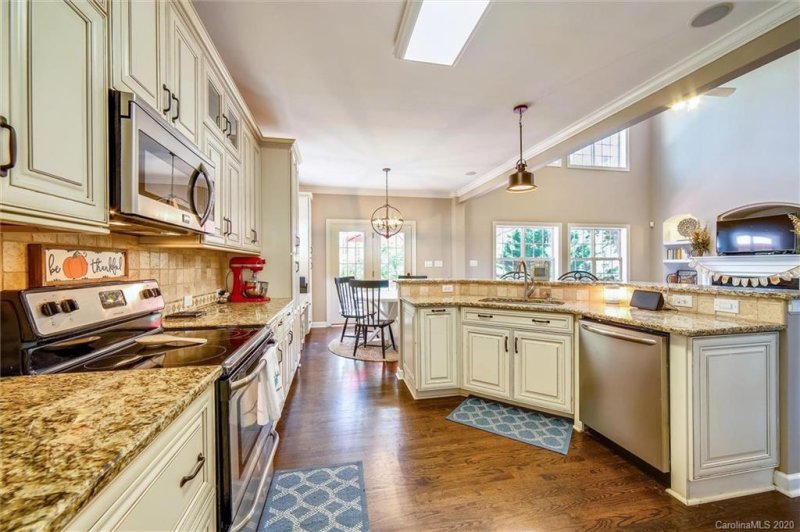 Property image 5 at 1317 Golden Ridge Road, Clover, SC 29710