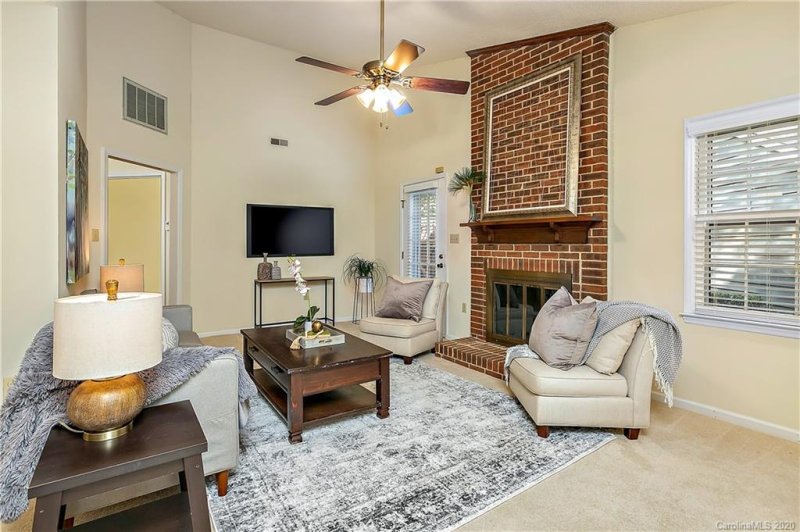 Property image 3 at 3104 Plum Arbor Way, Charlotte, NC 28209