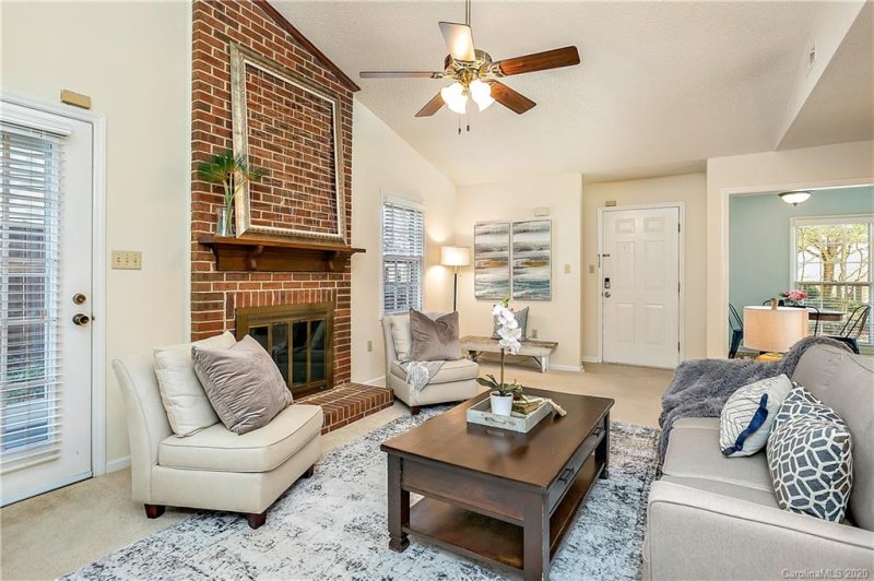 Property image 4 at 3104 Plum Arbor Way, Charlotte, NC 28209