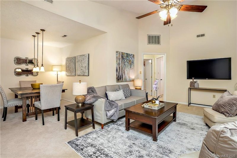 Property image 5 at 3104 Plum Arbor Way, Charlotte, NC 28209