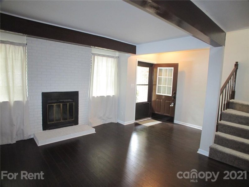 Property image 5 at 9111 Sharonbrook Drive, Charlotte, NC 28210