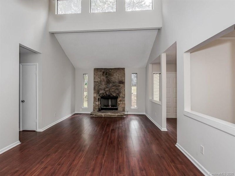 Property image 4 at 12018 Five Cedars Road, Charlotte, NC 28226