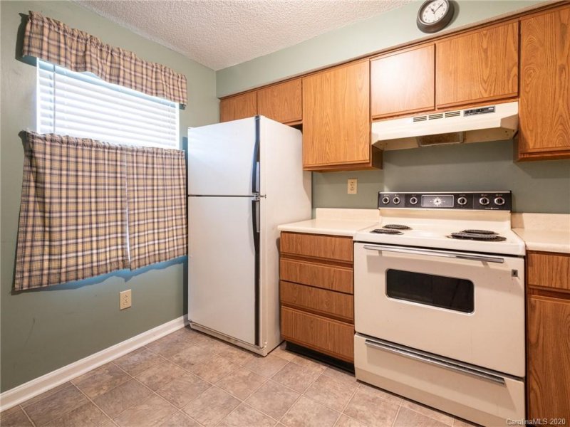 Property image 3 at 156 Water Oak Drive, Pineville, NC 28134
