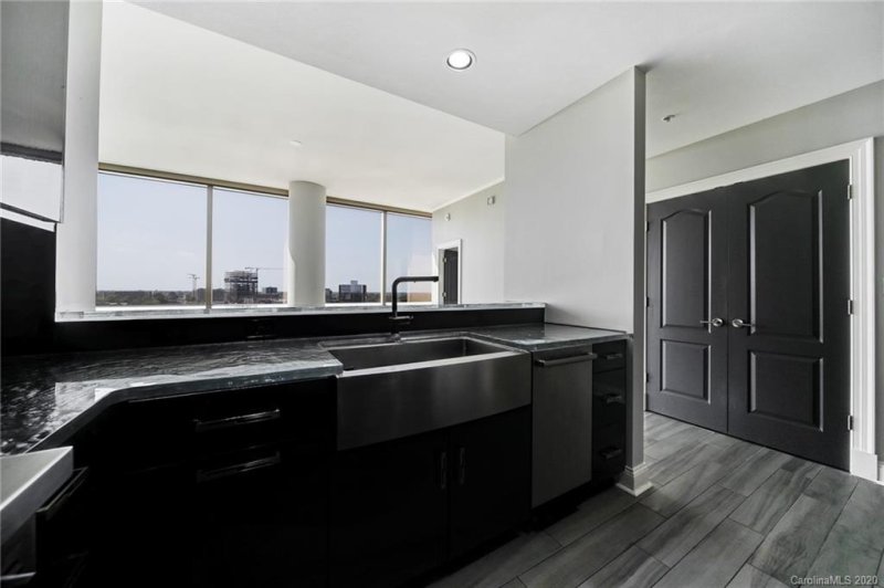 Property image 3 at 315 Arlington Avenue, Charlotte, NC 28203