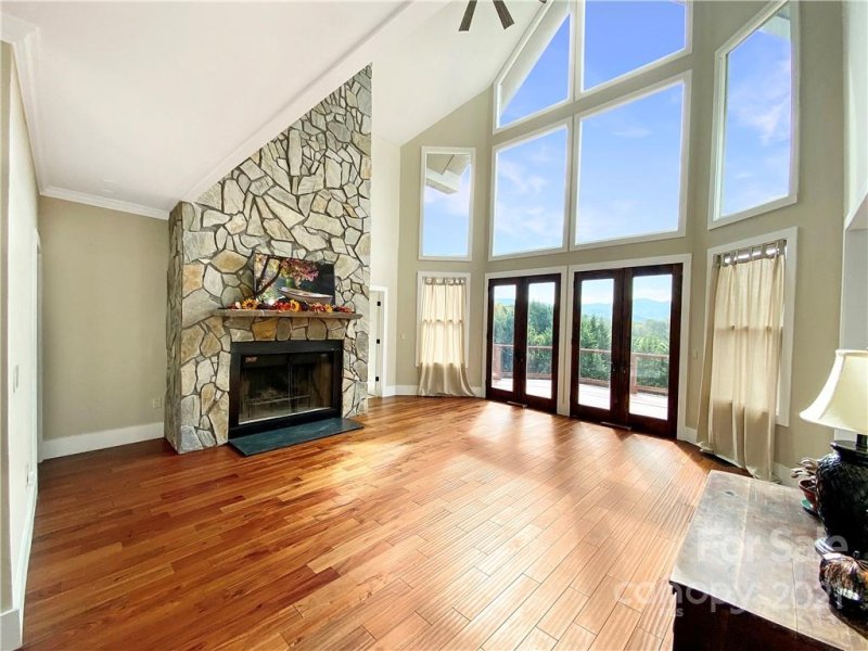 Property image 4 at 84 Kinross Lane, Waynesville, NC 28785