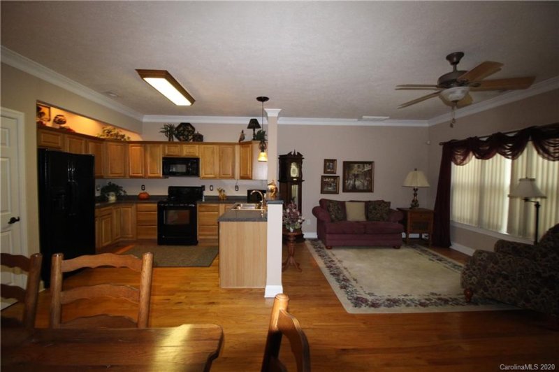 Property image 4 at 4754 Braxton Gate Lane, Hickory, NC 28602