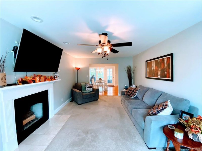 Property image 5 at 6053 Gold Creek Estate Drive, Hickory, NC 28601