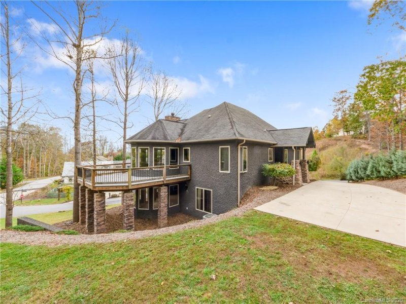 Property image 4 at 56 Destination Drive, Asheville, NC 28806