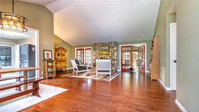 Property image 4 at 121 W Laurel Lane, Etowah, NC 28729