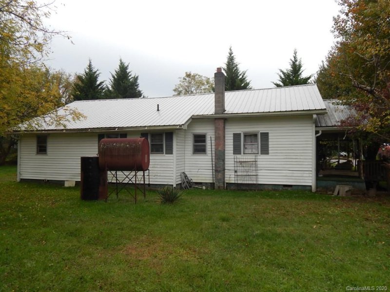 Property image 3 at 320 Westwood Circle, Waynesville, NC 28786