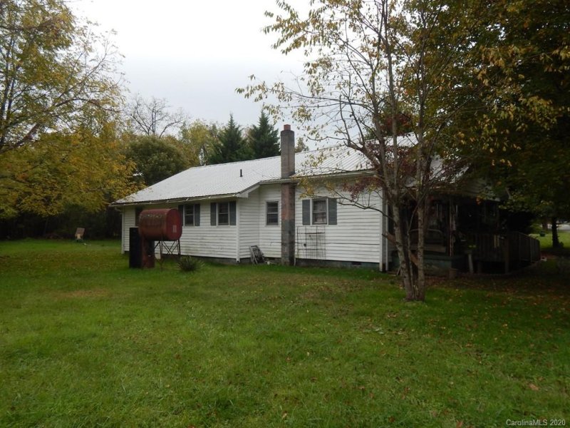 Property image 4 at 320 Westwood Circle, Waynesville, NC 28786