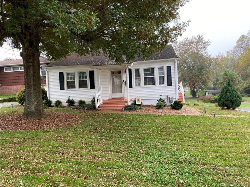 Property image 5 at 520 Edgewood Drive, Lenoir, NC 28645