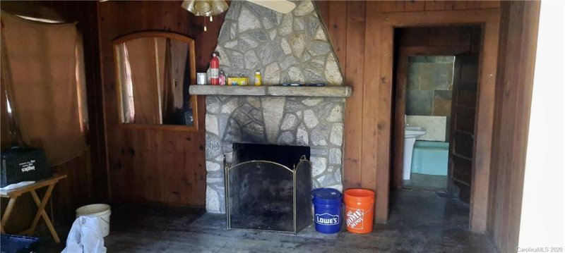 Property image 3 at 811 Miami Terrace, Hendersonville, NC 28791