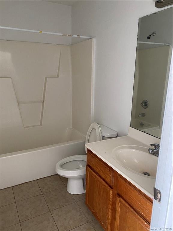 Property image 4 at 5761 Seths Drive, Charlotte, NC 28269