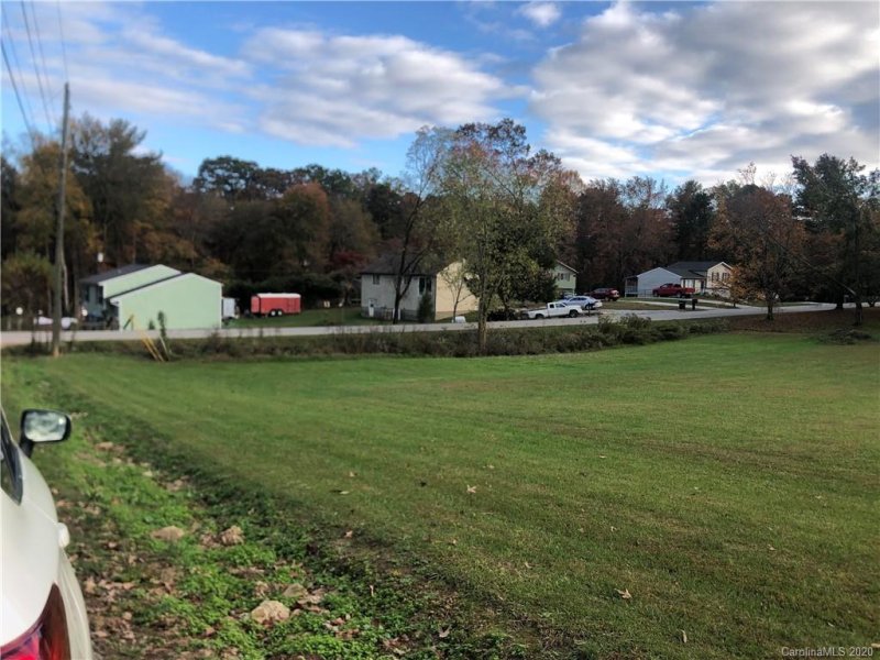 Property image 3 at 236 Area Bradshaw Avenue, Hendersonville, NC 28792