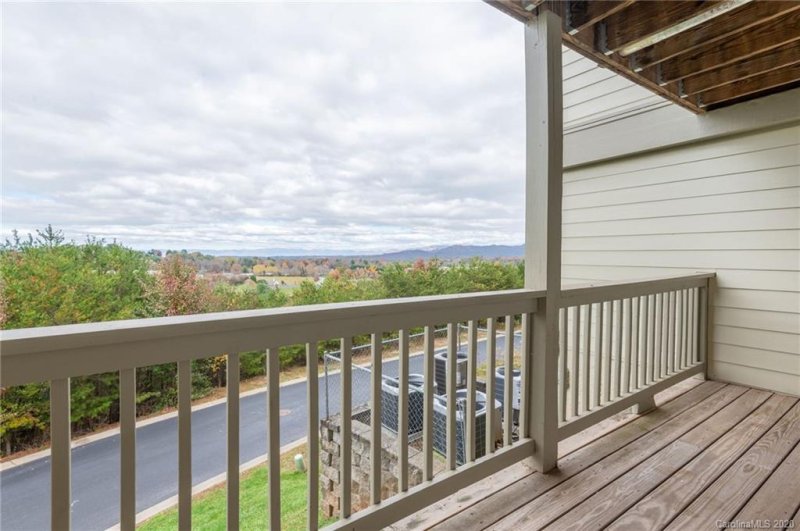 Property image 2 at 75 Rotunda Circle, Asheville, NC 28806