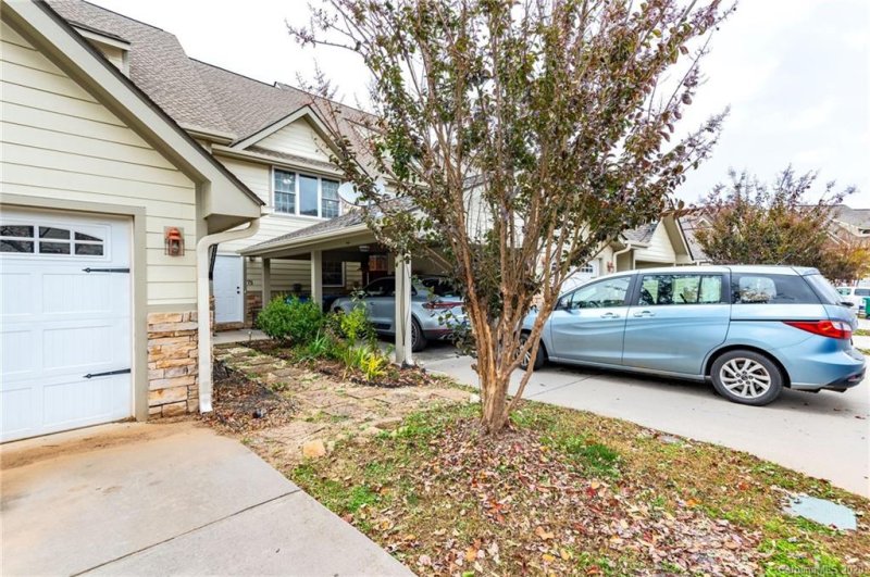 Property image 3 at 75 Rotunda Circle, Asheville, NC 28806