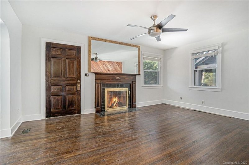 Property image 4 at 800 Mcdonald Avenue, Charlotte, NC 28203