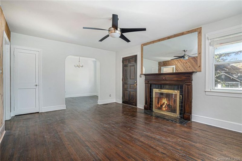 Property image 5 at 800 Mcdonald Avenue, Charlotte, NC 28203