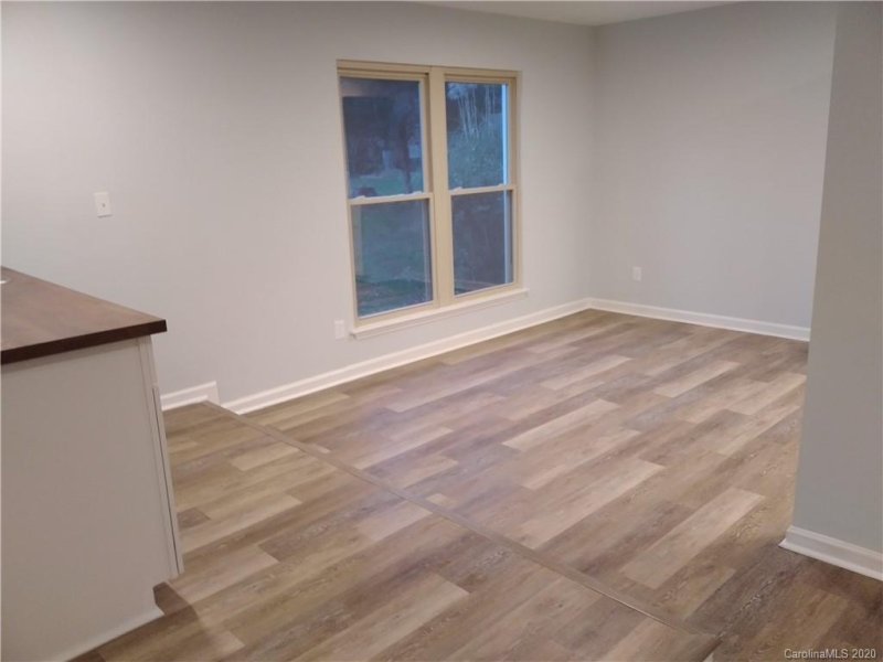 Property image 3 at 7642 Eastbourne Road, Charlotte, NC 28227