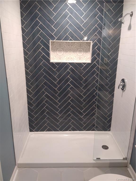 Property image 5 at 7642 Eastbourne Road, Charlotte, NC 28227