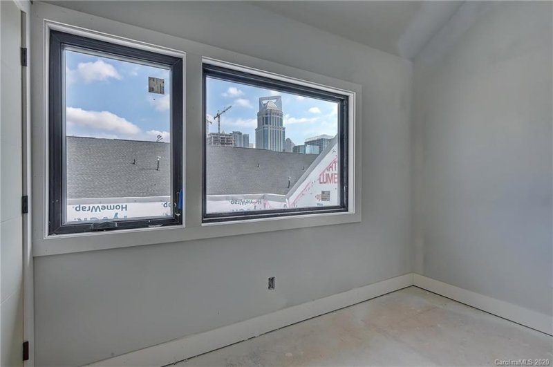 Property image 4 at 1231 S Minter Place, Charlotte, NC 28203