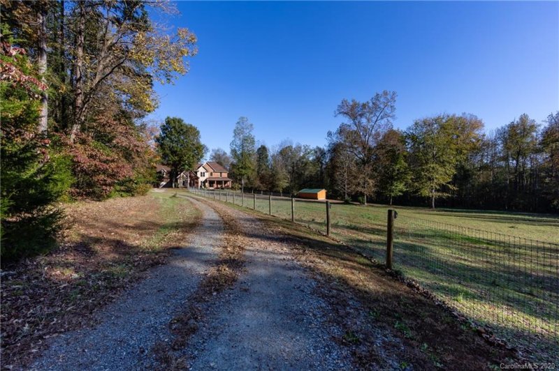 Property image 2 at 4055 Dakeita Circle, Concord, NC 28025