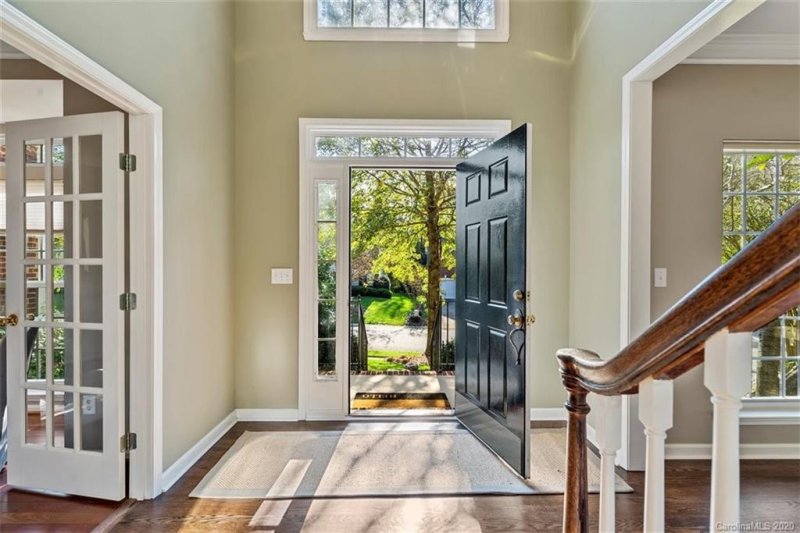 Property image 3 at 15610 Donnington Drive, Charlotte, NC 28277