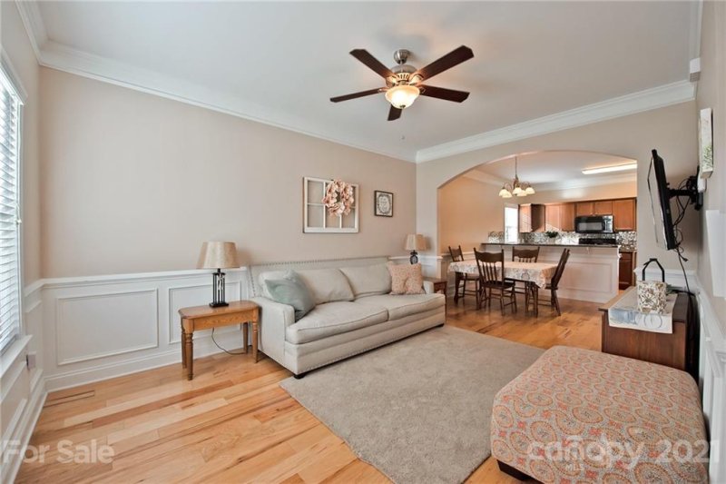 Property image 4 at 142 Ridge Bluff Road, Mooresville, NC 28115