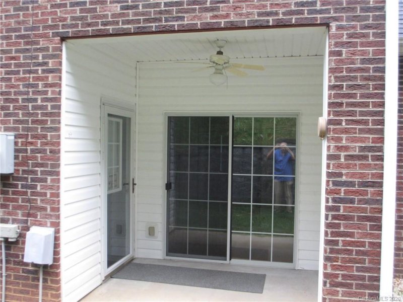 Property image 5 at 2424 Ryerson Court, Charlotte, NC 28213