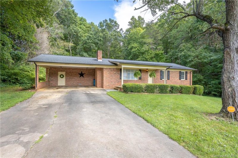 Property image 2 at 2907 Woodstream Drive, Valdese, NC 28690