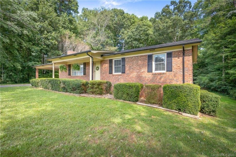 Property image 4 at 2907 Woodstream Drive, Valdese, NC 28690