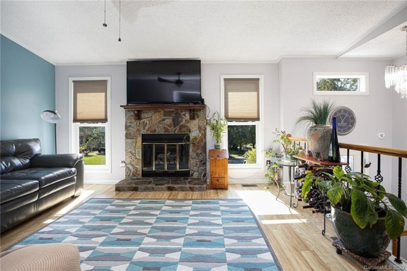 Property image 4 at 8032 Marin Drive, Charlotte, NC 28215