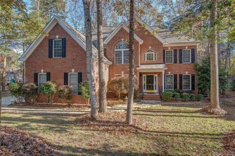 Property image 2 at 707 Kingsmill Lane, Clover, SC 29710