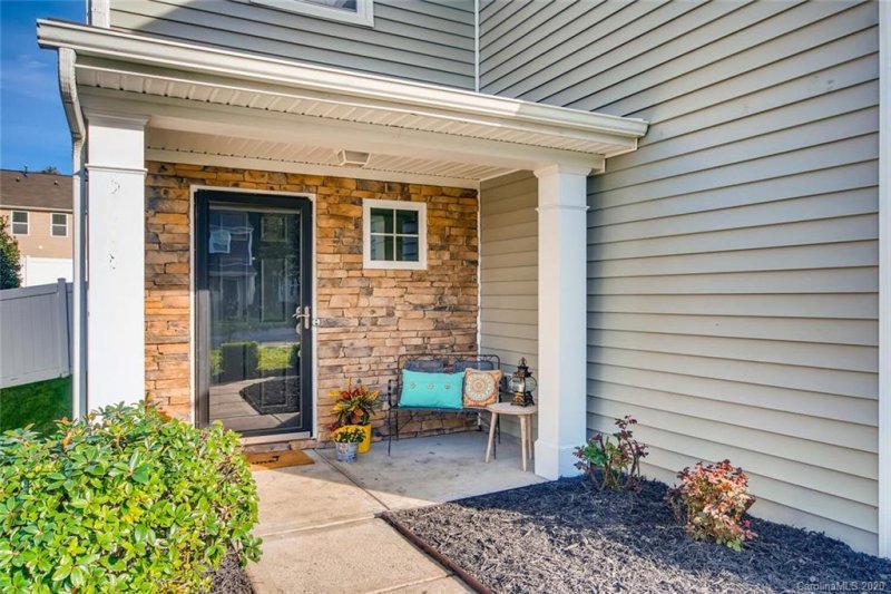 Property image 3 at 5618 Turtleback Court, Charlotte, NC 28269