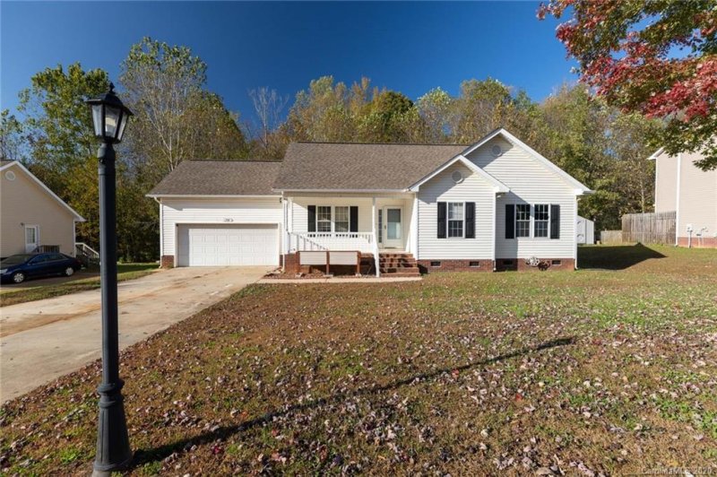 Property image 4 at 318 Lone Tree Lane, Clover, SC 29710