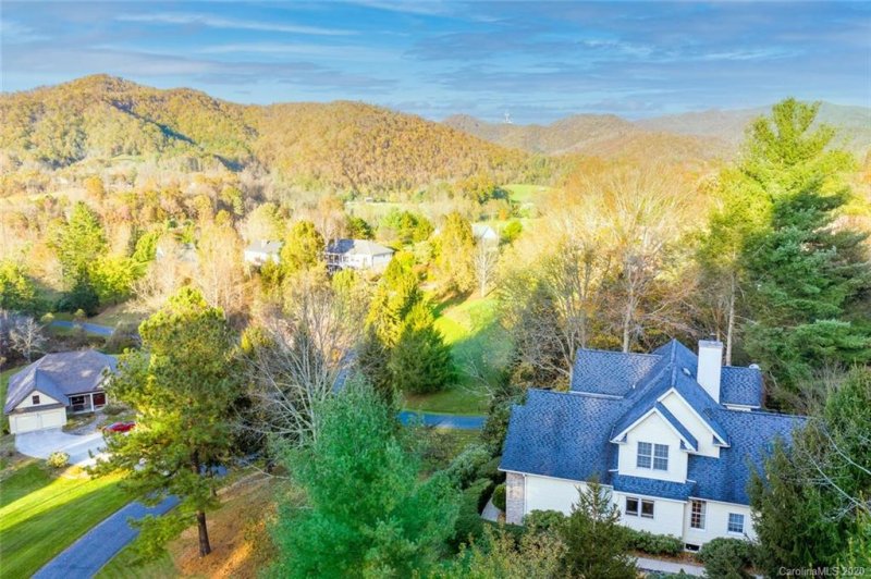 Property image 2 at 16 Happy Trails Drive, Barnardsville, NC 28709