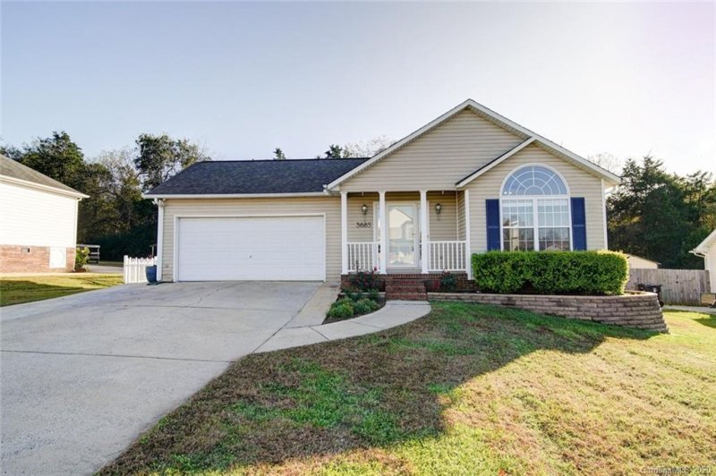 Property image 2 at 3685 Farm Lake Drive, Concord, NC 28027