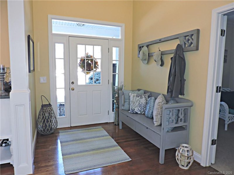 Property image 3 at 2107 6th Street, Hickory, NC 28601