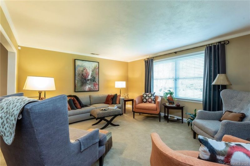 Property image 4 at 731 10th Street Drive, Hickory, NC 28601