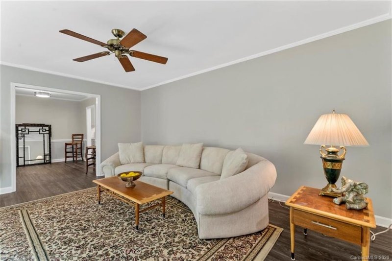 Property image 3 at 8139 Cliffside Drive, Charlotte, NC 28270