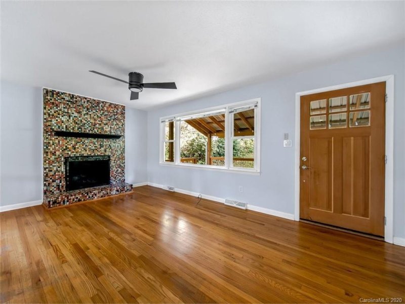 Property image 4 at 93 Morningside Drive, Asheville, NC 28806