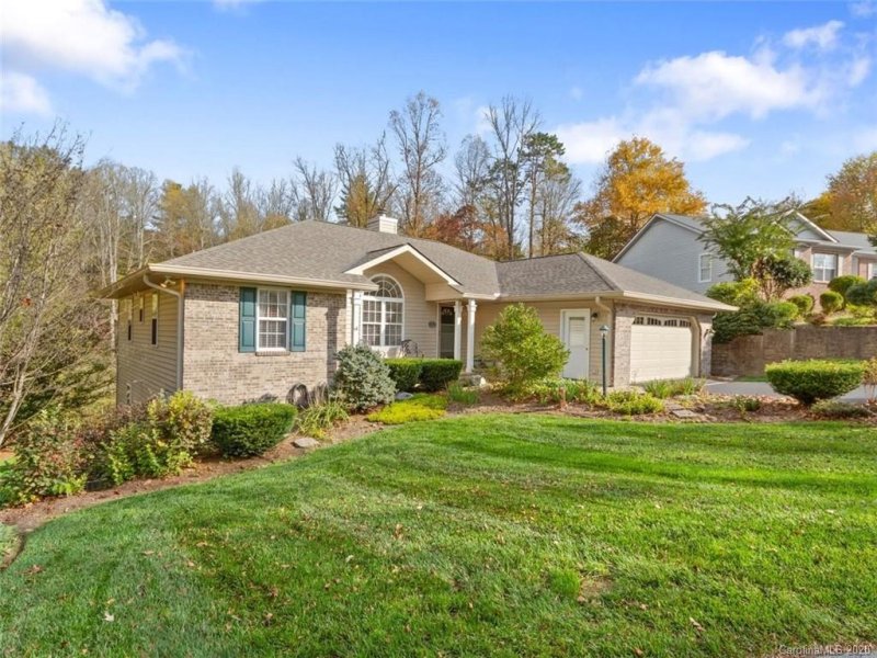 Property image 2 at 7 Firestone Court, Etowah, NC 28729