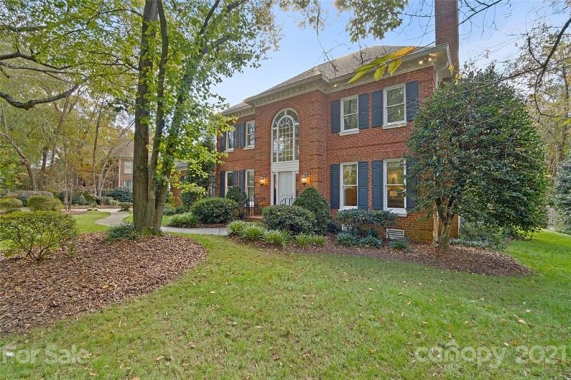 Property image 3 at 5508 Colony Road, Charlotte, NC 28226