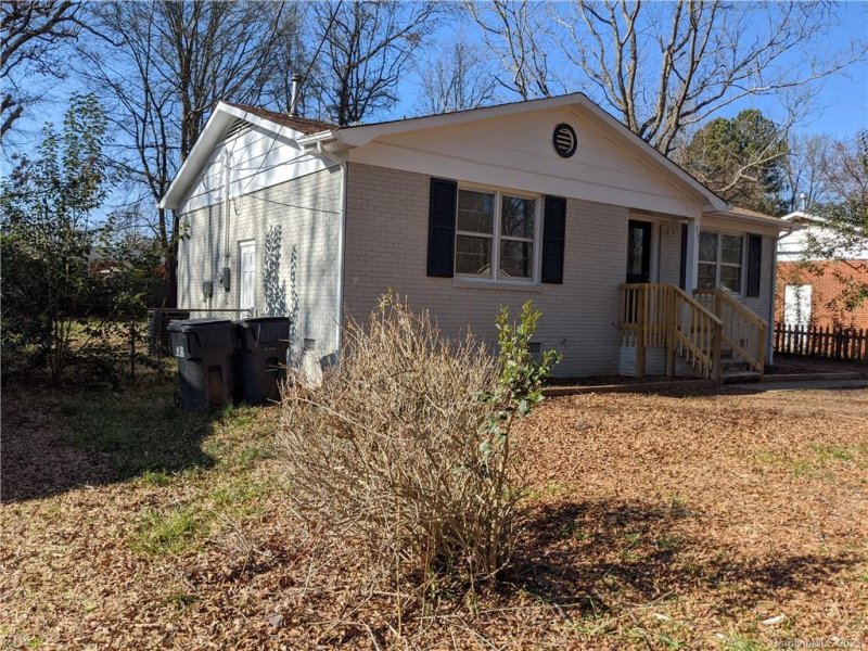 Property image 2 at 9731 Feldbank Drive, Charlotte, NC 28216