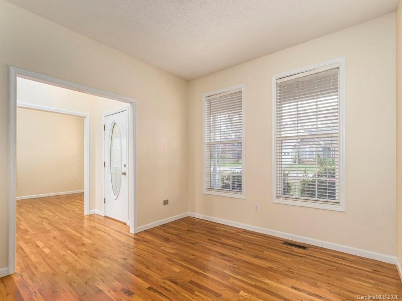 Property image 3 at 106 Charles Teague Drive, Candler, NC 28715