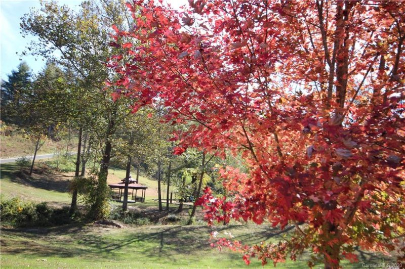 Property image 5 at 48 Erin Glen Court, Fairview, NC 28730